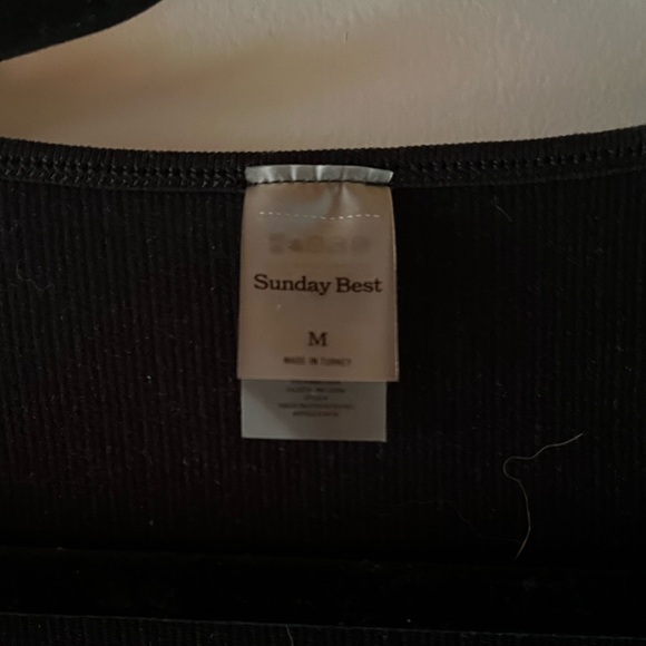 4/45$ Almost brand new Sunday Best sinchseamless Delta dress in black | Aritzia - Picture 6 of 7